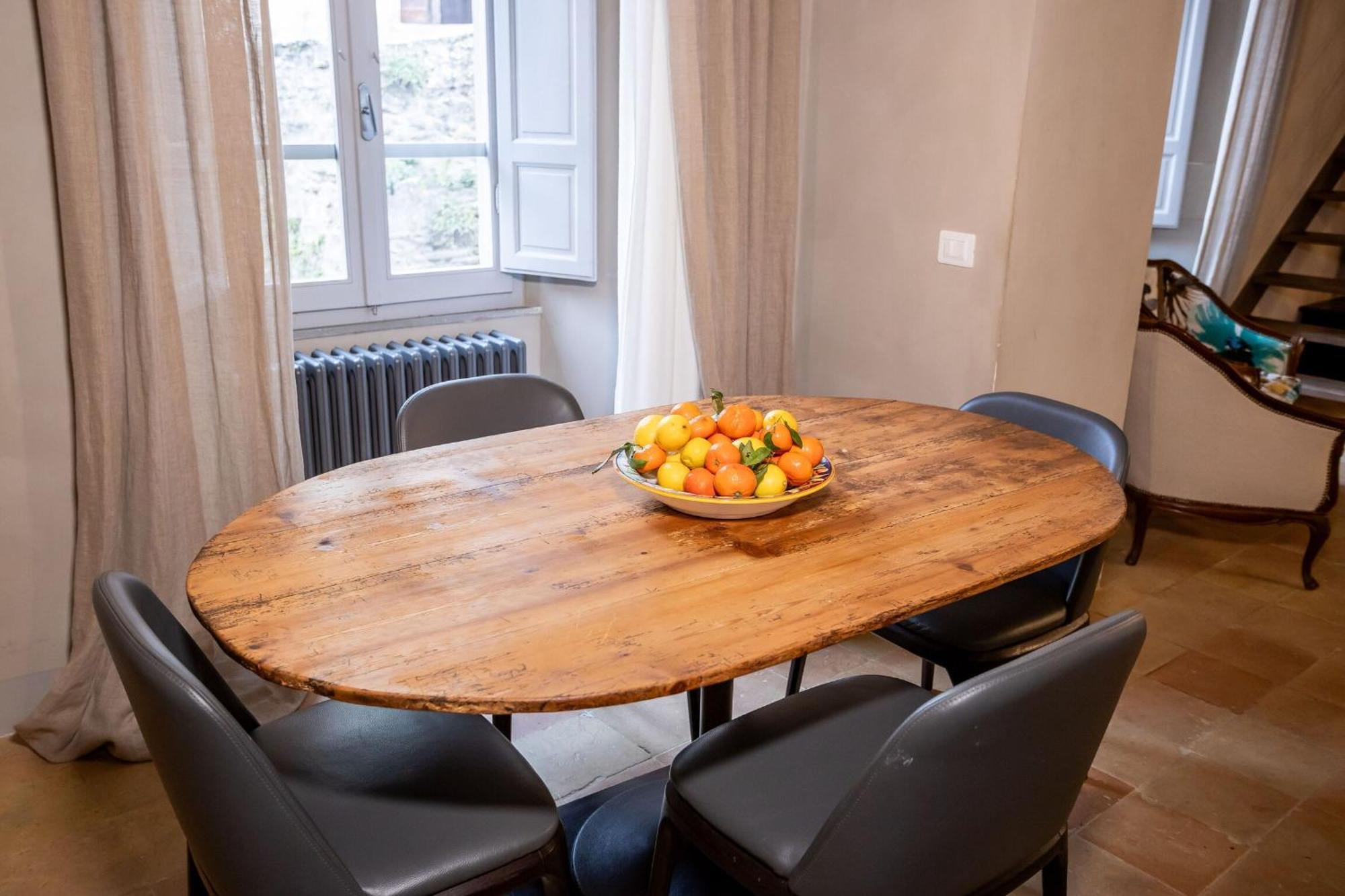 Stylish Apartment In The Historic Center Of Cortona Buitenkant foto