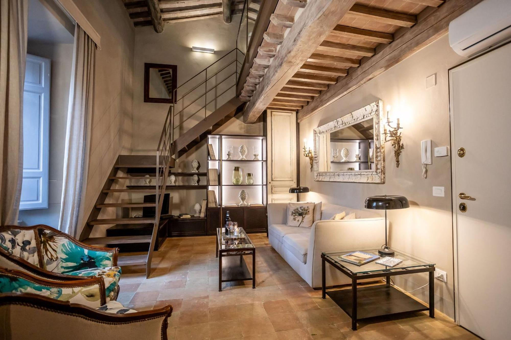 Stylish Apartment In The Historic Center Of Cortona Buitenkant foto